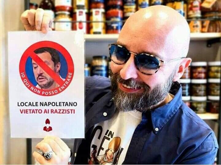 Napoli, divieto d’ingresso a Salvini in un ristorante della città